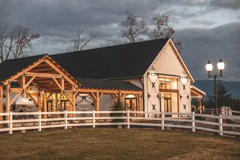 SkyLand Ranch barn in Sevierville TN