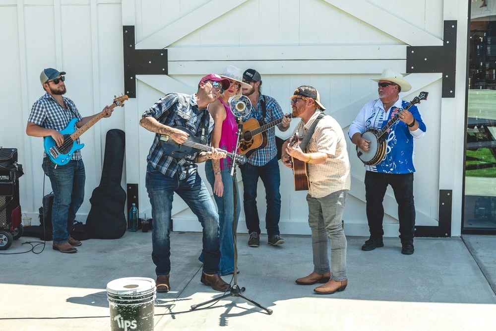 musicians performing at SkyLand Ranch